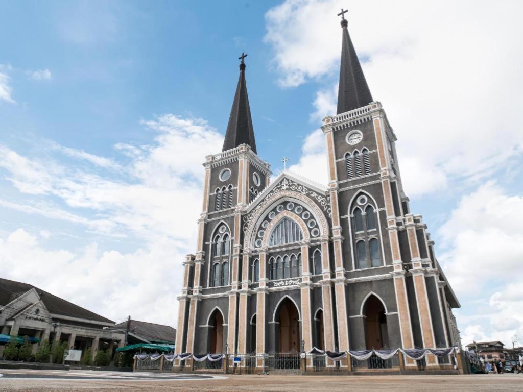 K.P. Grand Hotel Chanthaburi Exterior foto