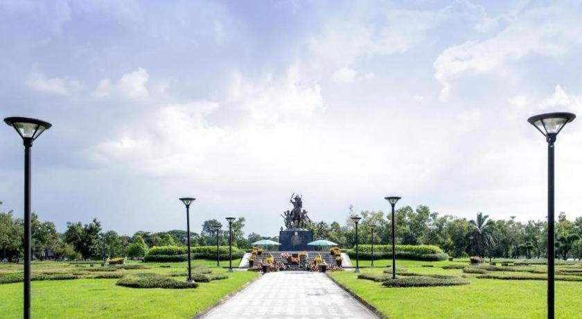 K.P. Grand Hotel Chanthaburi Exterior foto